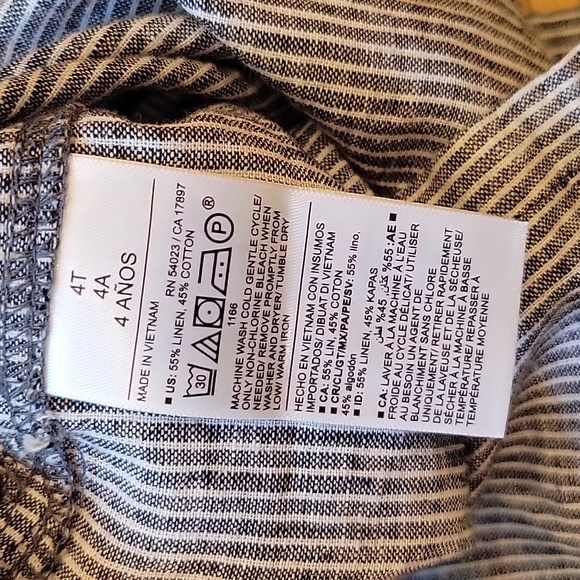 BNWT 4T Grey Striped Button Up Shirt - Picture 5 of 5